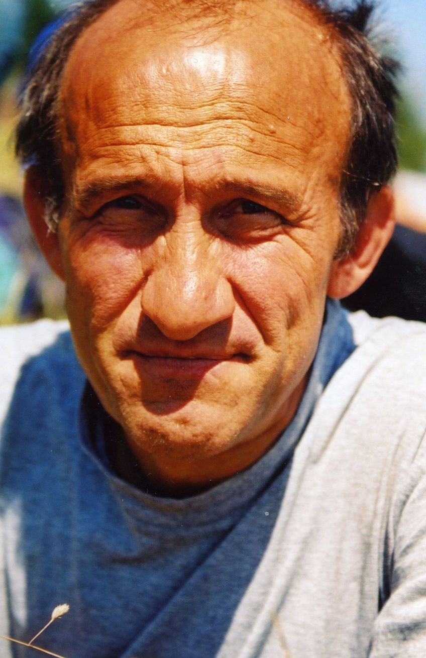 background-2.jpg